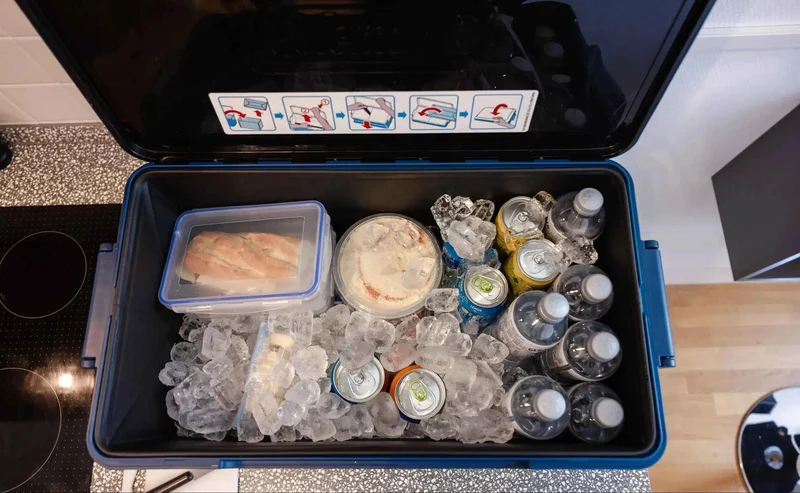 Coleman Snap ‘N Go 45QT | 42 Liter faltbare Kühlbox | 2 Tage Kühlung