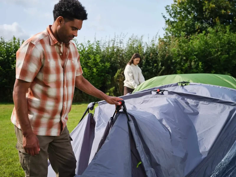 Coleman FastPitch Victoria Falls 4 BlackOut Familienzelt | 4 Personen