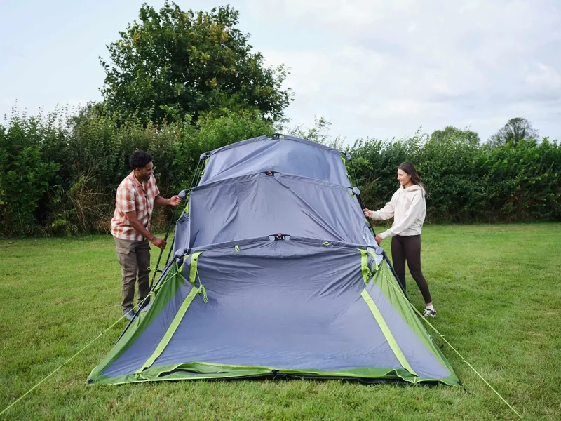 Coleman FastPitch Victoria Falls 4 BlackOut Familienzelt | 4 Personen
