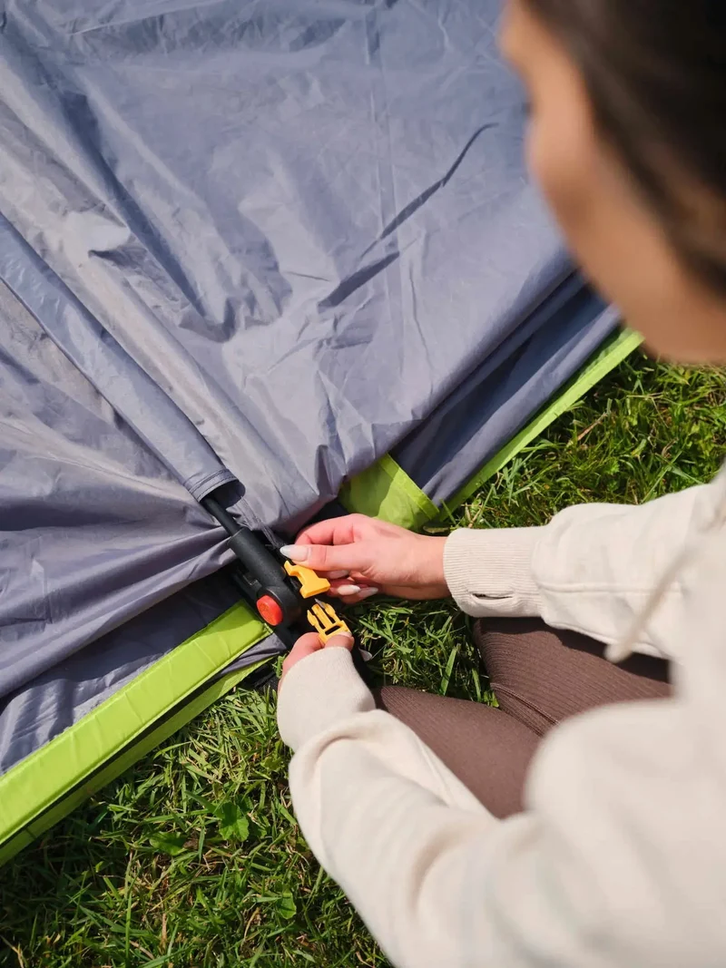 Coleman FastPitch Victoria Falls 4 BlackOut Familienzelt | 4 Personen