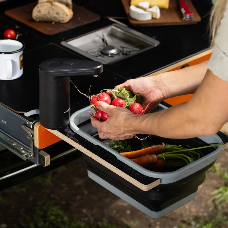 EGOE Nestbox S Komplettset – Campingbox mit Küche, Bett & Wassermodul