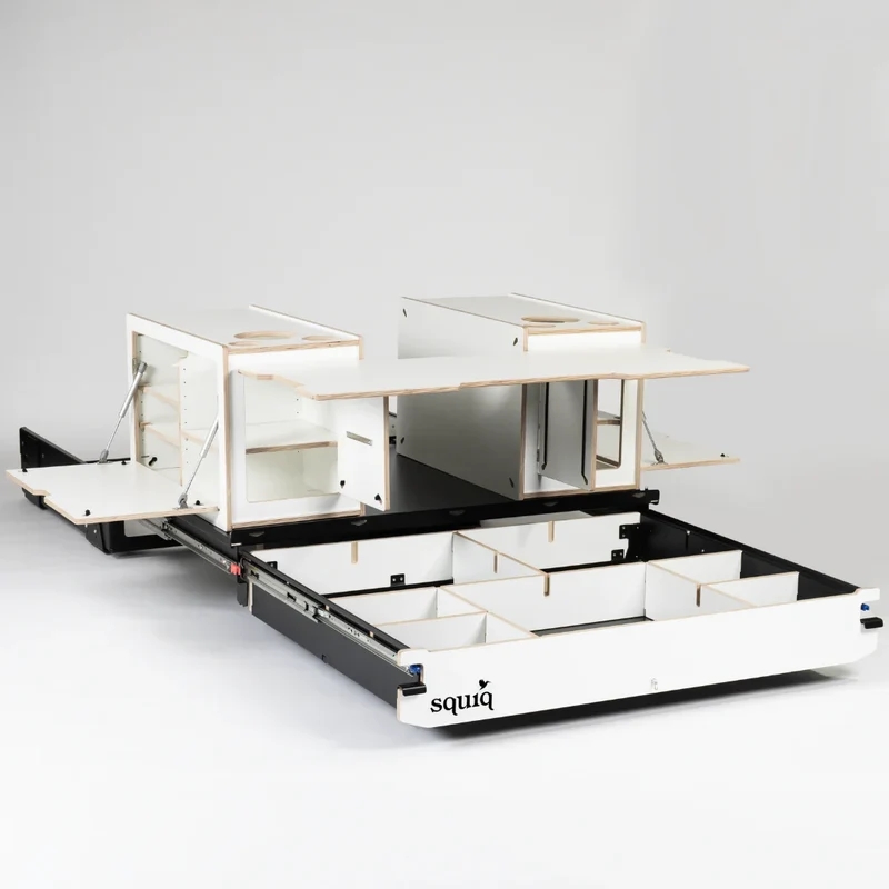 squiq Traveler max – Campingbox und Kofferraumauszug für Vans
