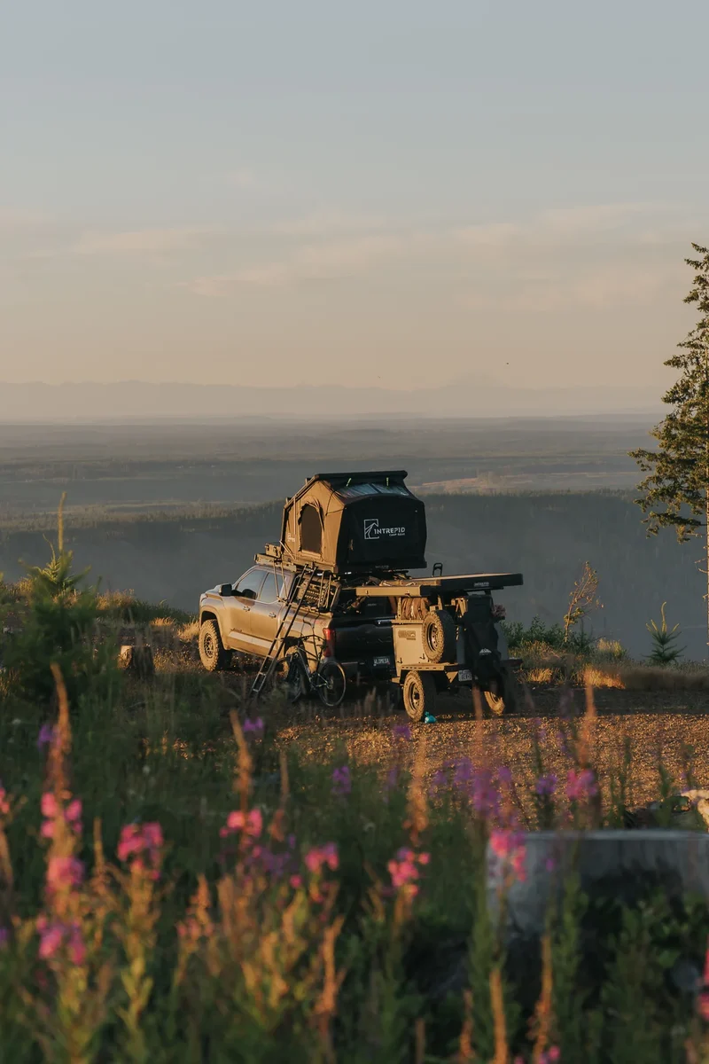 Intrepid Hybrid Hartschalen Dachzelt Geo 3.0 Pro