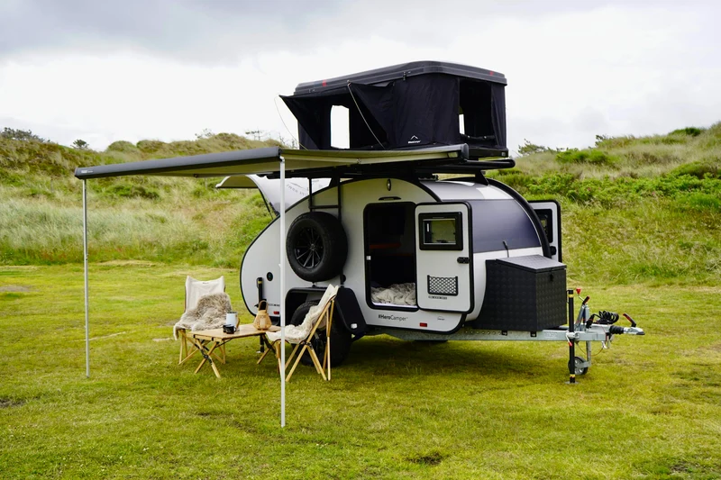 HEROCAMPER Teardrop Caravan Mini-Wohnwagen Livingstone