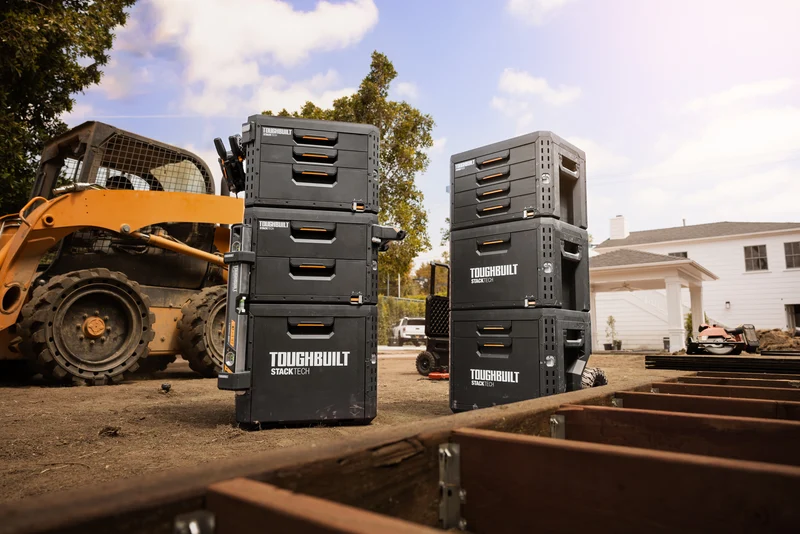 TOUGHBUILT StackTech Campingbox mit Rollen TB-B1-B-70R