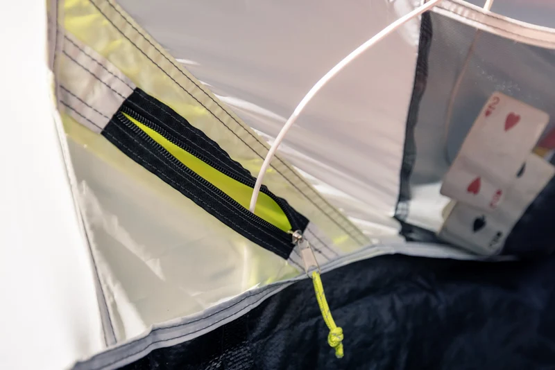 Coleman Darwin 4 Plus | leichtes Kuppelzelt mit Vorraum | 4 Personen