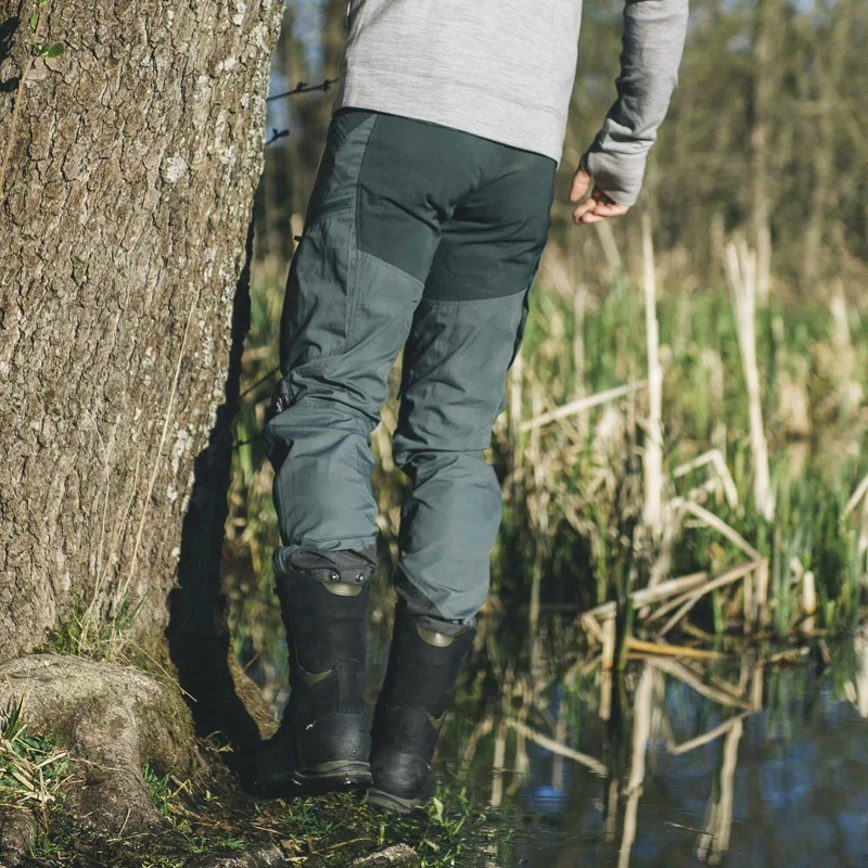 Makke Ms Pant Short - fritidsbyxa med korta ben