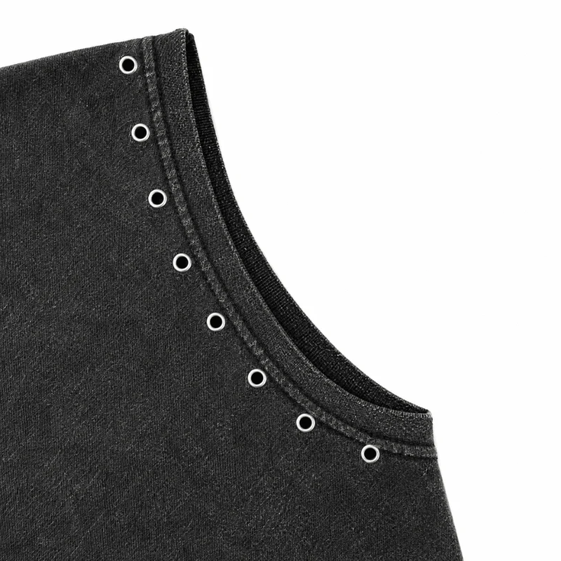 Techno Atzen Cropped Shirt mit Lochnieten