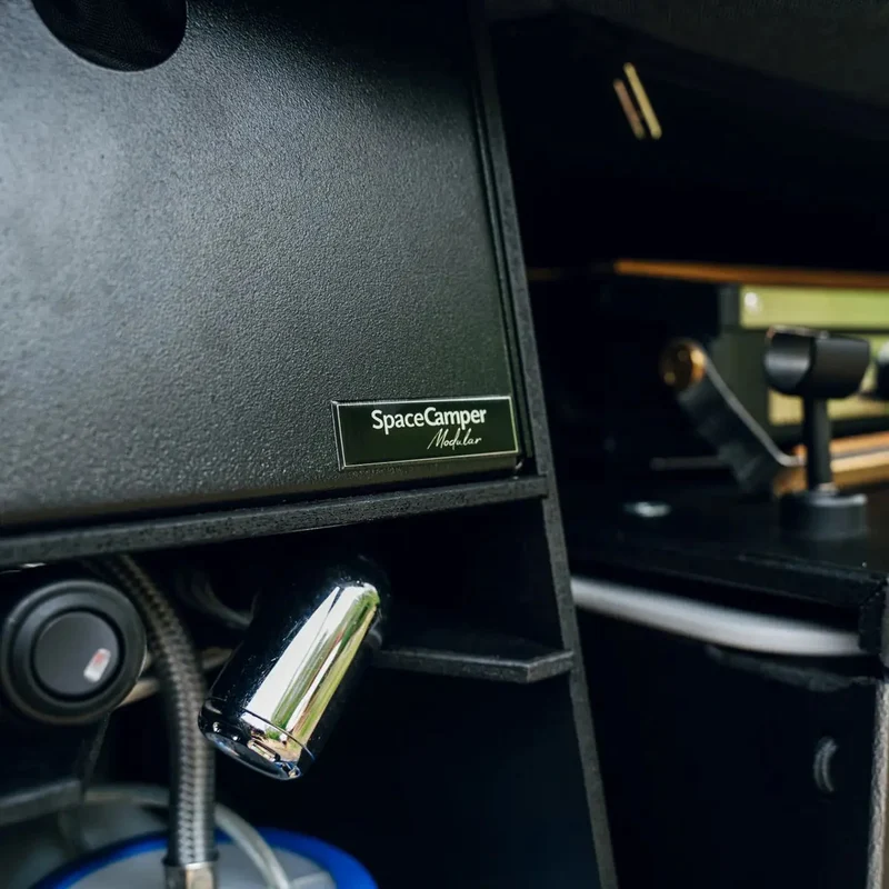 SpaceBoard 20 Wassertank/Frischwassertank für VW T7 Multivan von SpaceCamper Modular