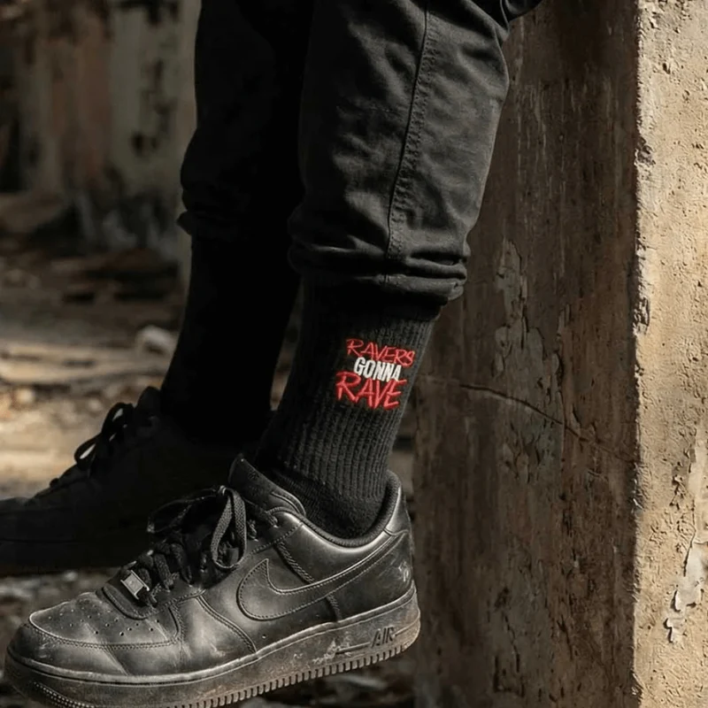 Ravers Gonna Rave Socken – Schwarz