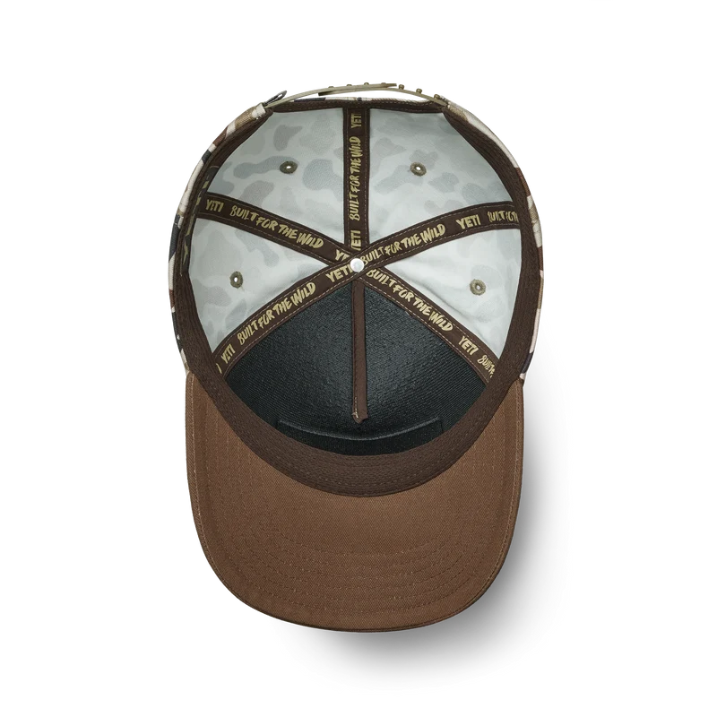 YETI® Wetlands Camo Logo Badge Mid Pro Cap mit flacher Krempe