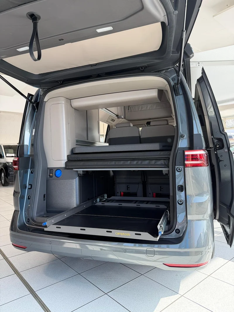 Heckauszug für VW T7 New California Coast und Ocean
