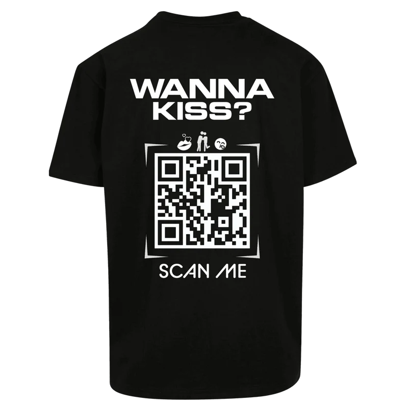 Oversize Shirt WANNA KISS ? Your Design