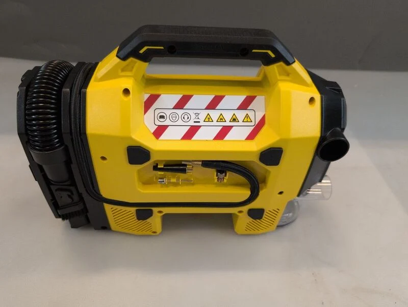 B-Ware Stanley Akku-Kompressor 10 Bar 12 V Adapter Digitales Display Luftpumpe 2.95kg