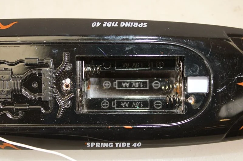 C-Ware Revell Control Tide 40 RC Einsteiger Motorboot Rennboot Speedboot Boot 240 mm