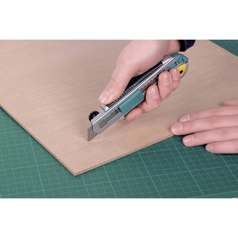 B-Ware Wolfcraft Cuttermesser Profi-Abbrechklingen-Messer 18mm Softgrip 8 Klingen 1 St.