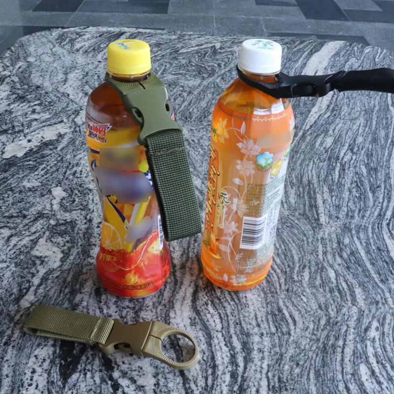 Waterfleshouder met karabijnhaak - Fleshanger voor rugzak & MOLLE