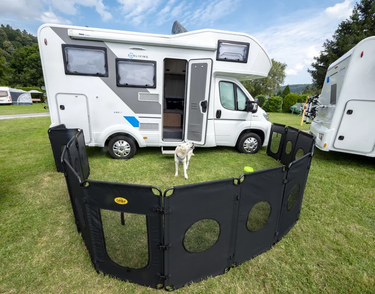 Faltbares Hundefreigehege – Mobiler Hundeauslauf mit 8 Elementen