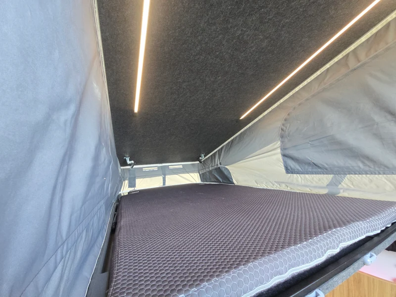 Schlafdach für Ford Custom V710 und VW New Transporter