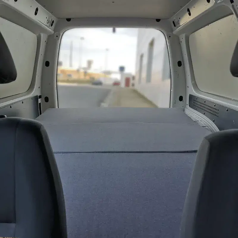 Faltbare Premium-Matratze für VW Caddy, Fiat Doblo, Citroen Berlingo, Renault Kangoo und mehr mit Memoryschaum