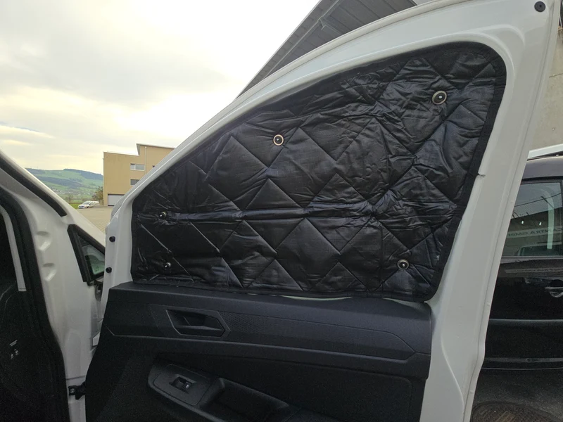 VW T4 Fahrerhaus PREMIUM BLACKLINE - Thermomatte / Isolationsmatte / Innenisolierung - Set 3-teilig kurzer und langer Radstand ab 1990