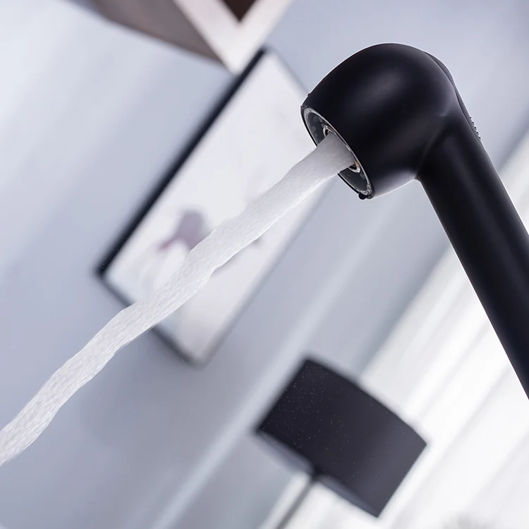Ausziehbarer Wasserhahn mit Duschfunktion