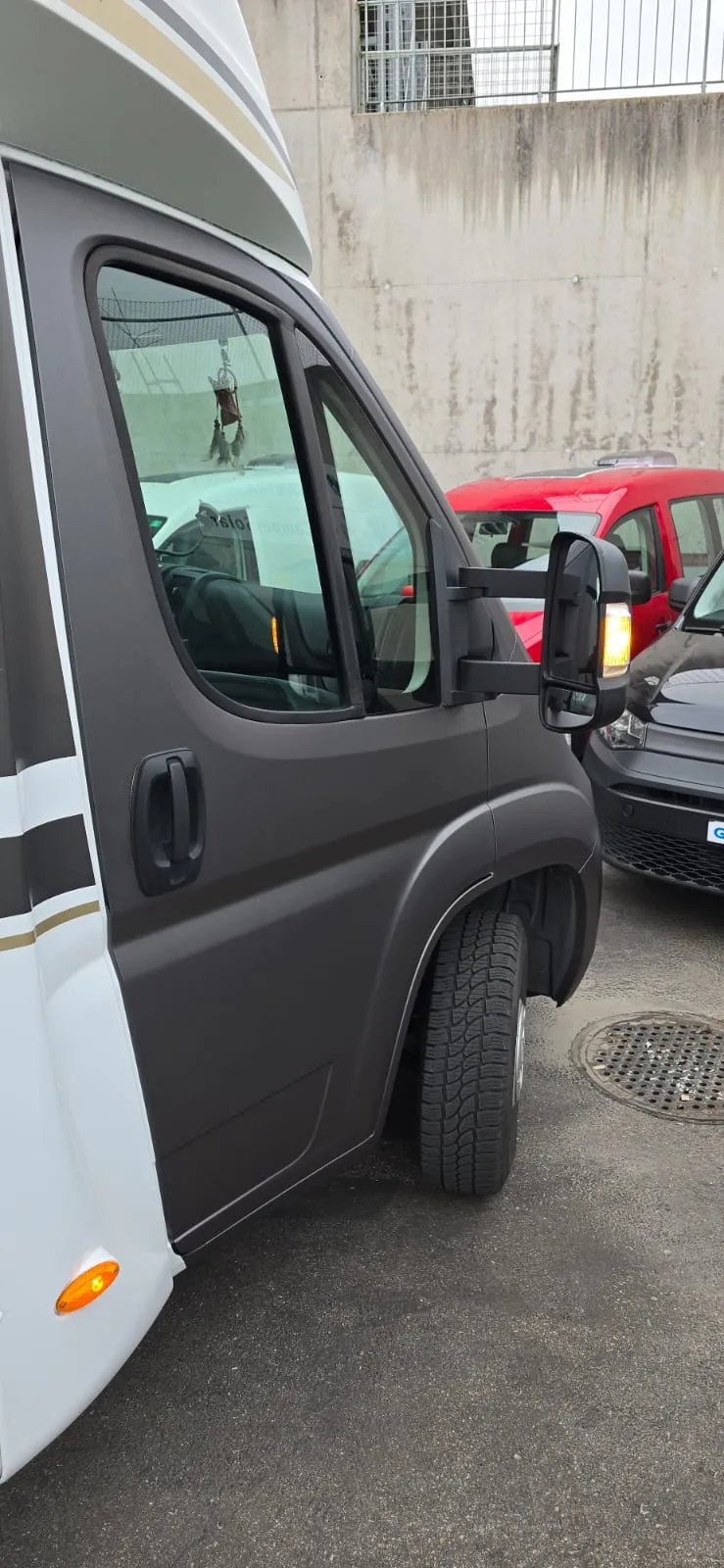 Fahrzeugfolierung für Wohnmobile und Reisemobile / Folierung für Camper / Ducato / Jumper / Boxer / Master / Transit