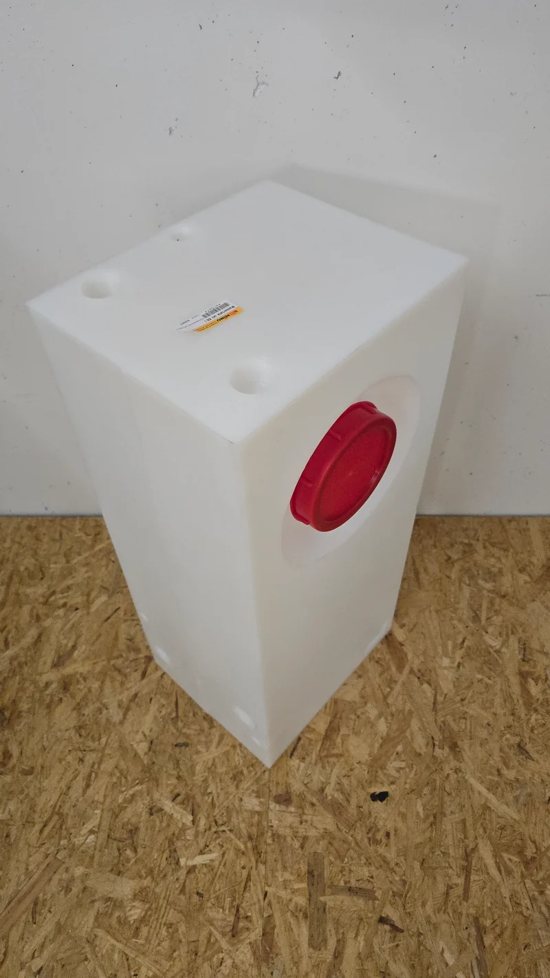Wassertank, 68 l, L 33 x B 74 x H 28 cm