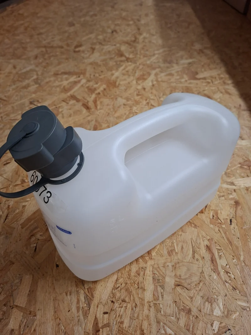 Wasserkanister / Wassertank / Tank / mobiler Tank / Combi Kanister in vielen Grössen