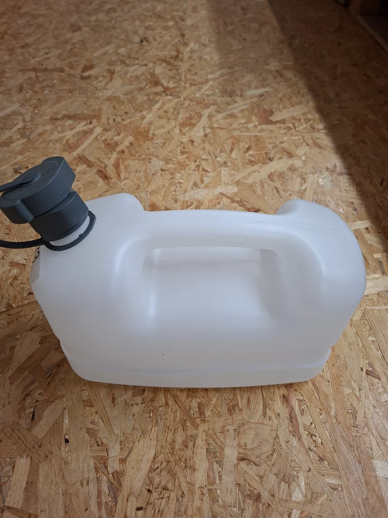 Wasserkanister / Wassertank / Tank / mobiler Tank / Combi Kanister in vielen Grössen