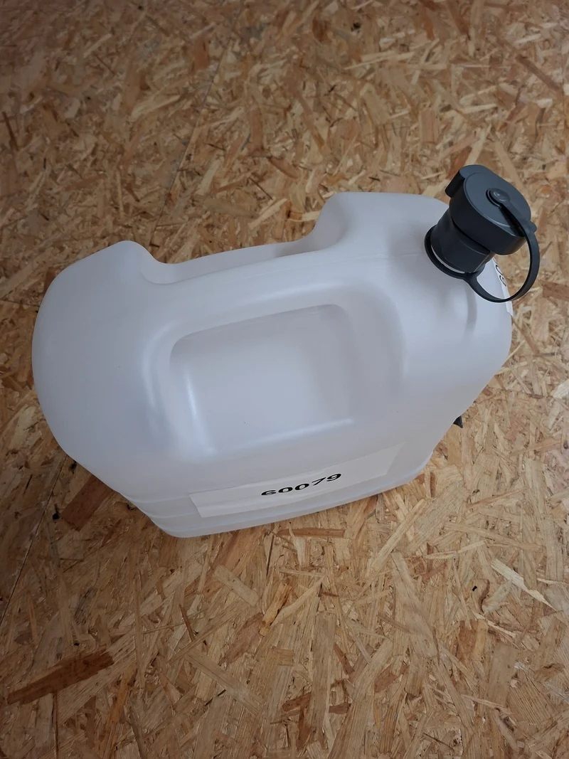 Wasserkanister / Wassertank / Tank / mobiler Tank / Combi Kanister in vielen Grössen