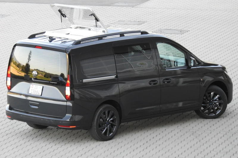 Heckzelt VW Caddy 5 / Ford Tourneo Connect, mit Moskitonetzen und Boden