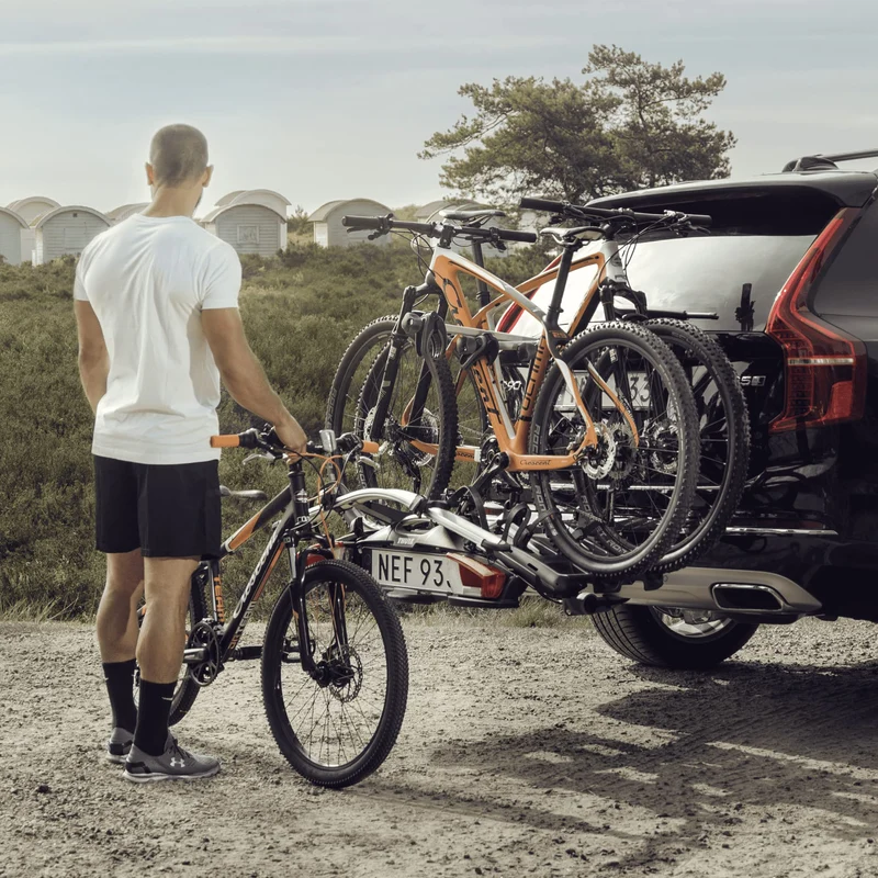 Thule VeloCompact Fahrradträger für 3 Fahrräder AHK Schwarz/Alu