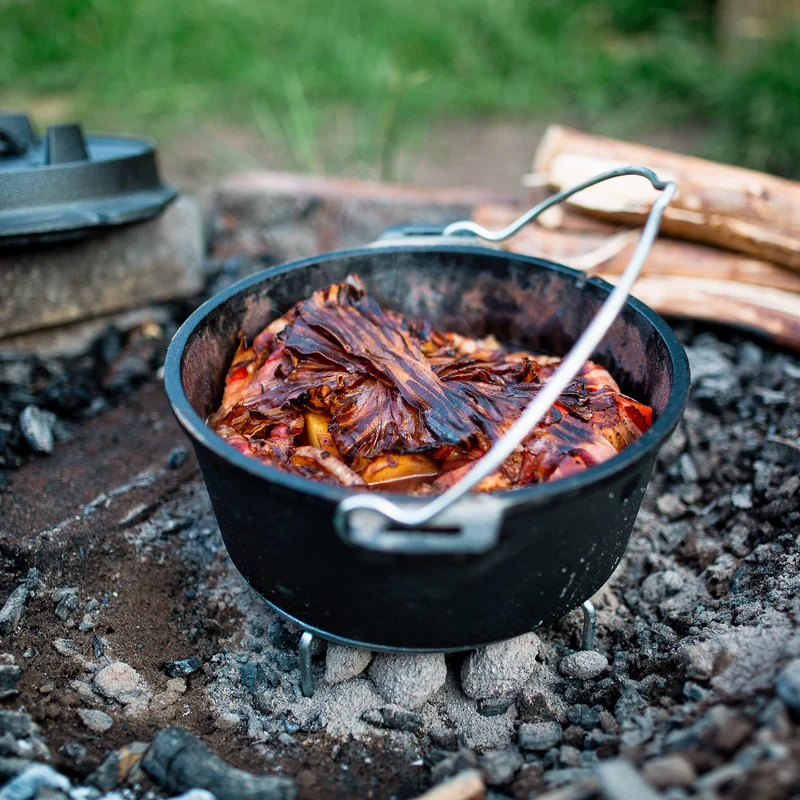 BBQ-Toro Dutch Oven Premium DO12P Gusseisen Topf 13.6L eingebrannt