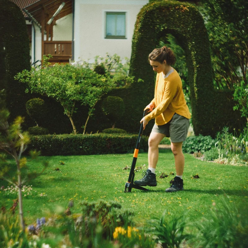 Fiskars Xact Garten-Unkrautstecher - 1 m, 1077305